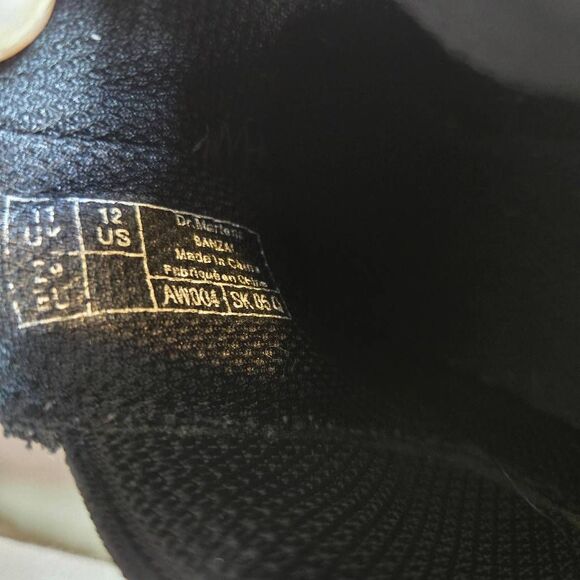 Dr. Martens Chelsea Boots Kids Size 12 Black Leather Unisex Youth - Picture 6 of 6